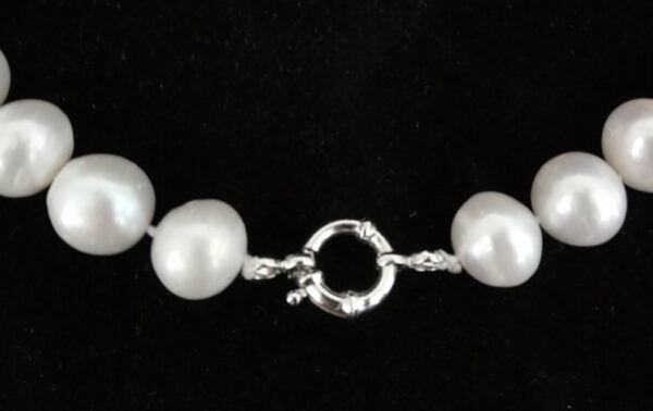 White Round Pearl Necklace (48cm)