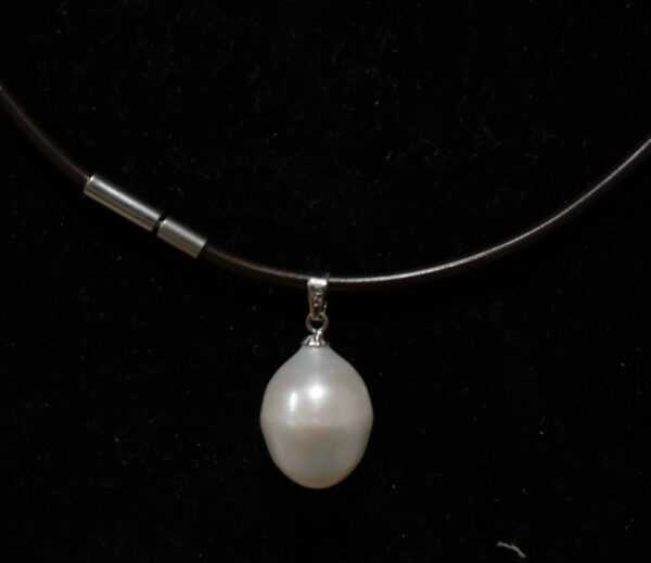 Single Pearl Necklace